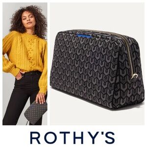 NWT Rothy’s The Universal Pouch in Signature Black